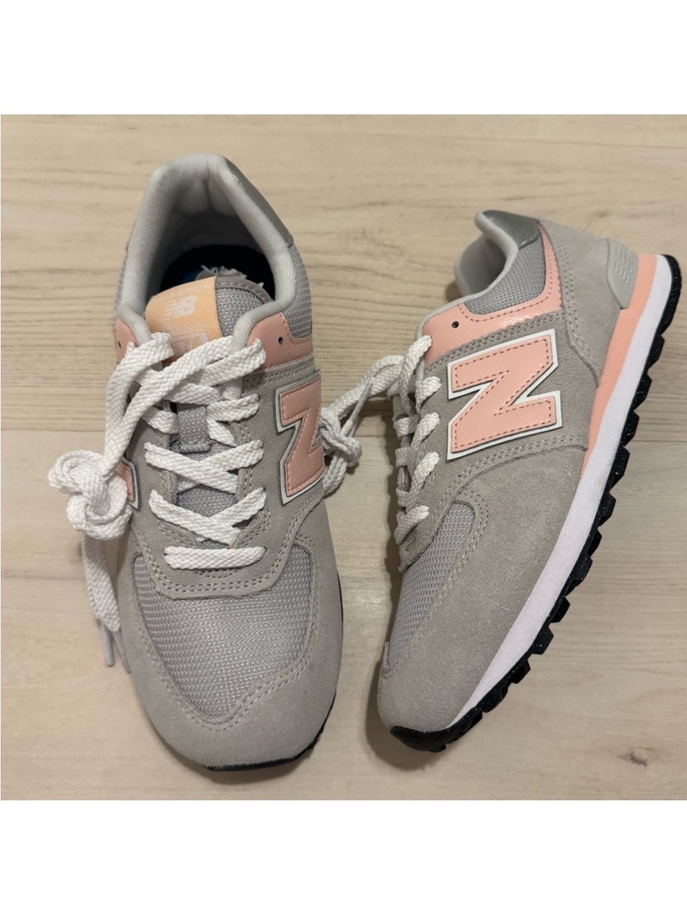 New Balance 574 Big Kids Size 4